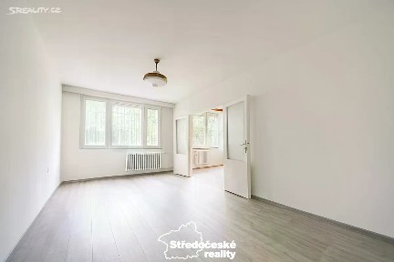 Prodej bytu 3+1 68 m² Nedvězská, Praha - Strašnice