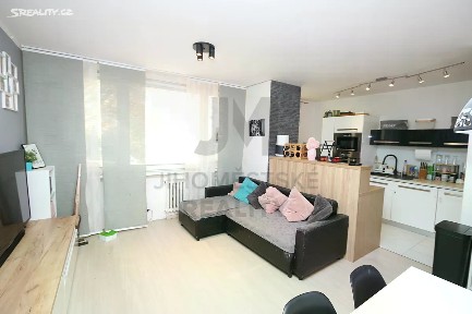 Prodej bytu 4+1 78 m² Kropáčkova, Praha - Háje