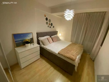 Liberec, Liberec VI-Rochlice, Nádvorní