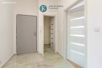 Prodej bytu 3+kk 94 m² Resslova, Hradec Králové