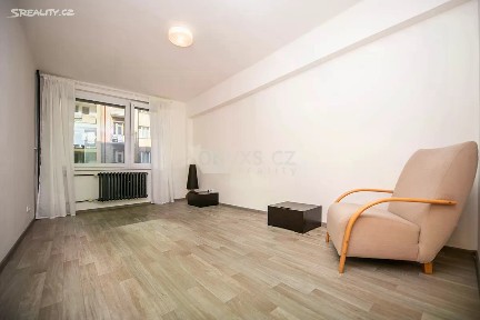 Pronájem bytu 2+1 64 m² U smaltovny, Praha - Holešovice