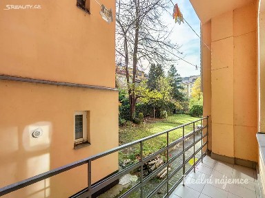Pronájem bytu 1+kk 33 m² Doudova, Praha - Podolí
