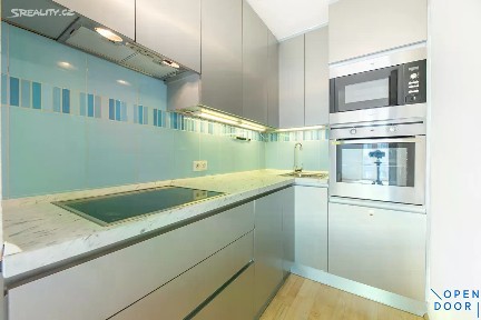 Pronájem bytu 2+kk 56 m² Zubrnická, Praha - Prosek