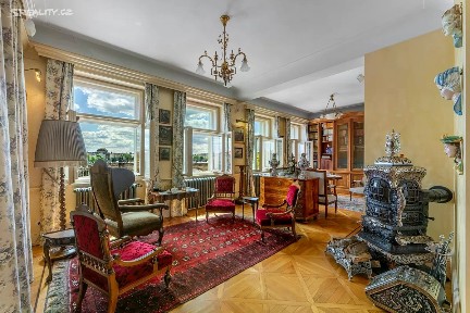 Pronájem bytu 3+1 111 m² U lužického semináře, Praha - Malá Strana