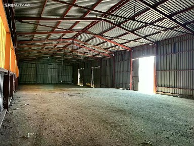 Pronájem skladového prostoru 740 m² Tochovice