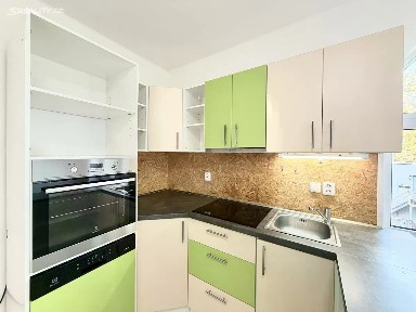 Pronájem bytu 2+1 60 m² U Věže, Liberec - Liberec II-Nové Město