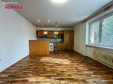 Pronájem bytu 2+kk 50 m² Červené Vršky, Benešov