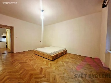 Pronájem bytu 2+1 60 m² Křížkovského, Praha - Žižkov