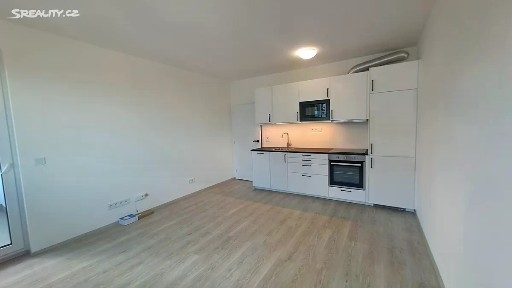 Pronájem bytu 2+kk 44 m² Fabiánové, Praha - Hlubočepy