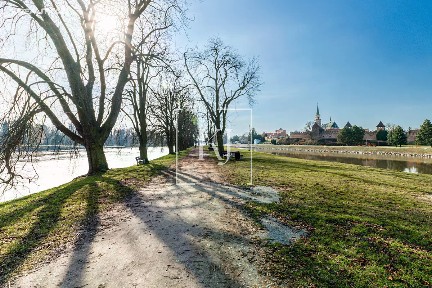 Prodej bytu 2+kk 55 m² K Lesu, Nymburk