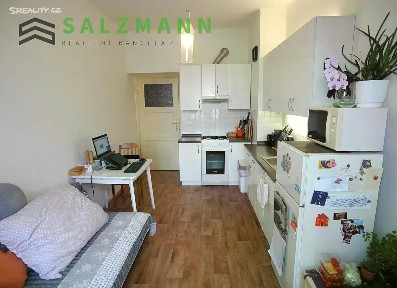 Prodej bytu 2+kk 42 m² náměstí Míru, Plzeň - Jižní Předměstí