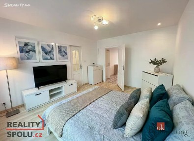 Prodej bytu 2+1 55 m² Počernická, Praha - Malešice