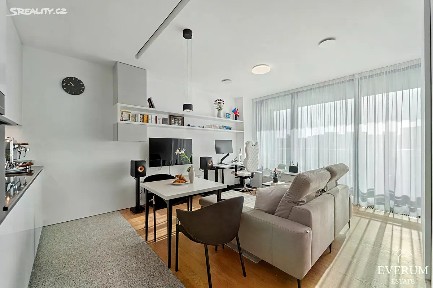 Prodej bytu 2+kk 50 m² Milevská, Praha - Krč