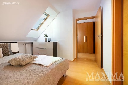 Prodej bytu 2+kk 58 m² U libeňského pivovaru, Praha - Libeň