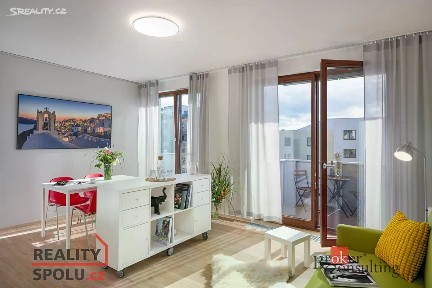 Pronájem bytu 1+kk 36 m² Ústecká, Praha - Dolní Chabry