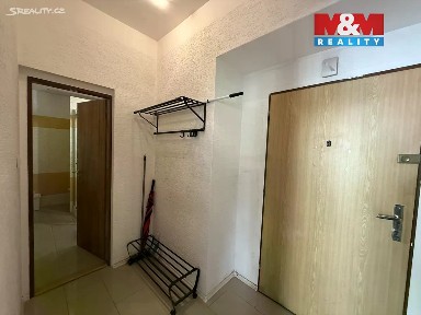 Pronájem bytu 3+1 53 m² Sladkovského náměstí, Praha - Žižkov