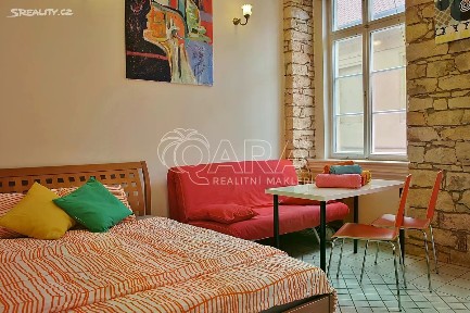 Pronájem bytu 1+1 30 m² Ostrovní, Praha - Nové Město