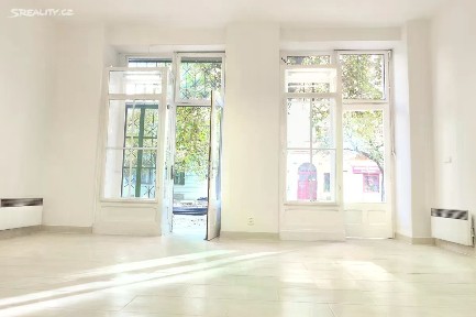 Prodej obchodního prostoru 34 m² Praha - Nusle
