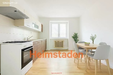 Pronájem bytu 2+1 49 m² Skautská, Ostrava - Poruba