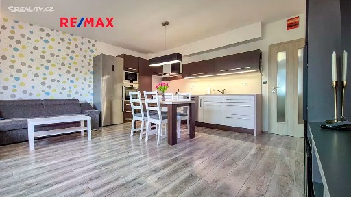 Prodej bytu 3+kk 86 m² Petra Hechta, Rosice