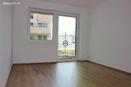 Pronájem bytu 1+kk 32 m² Frištenského, Olomouc - Neředín