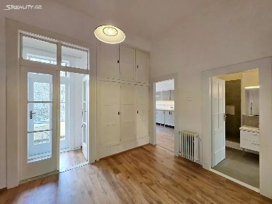 Pronájem bytu 3+1 101 m² Thákurova, Praha - Dejvice