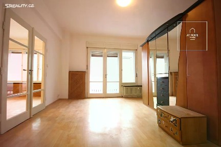 Pronájem bytu 3+1 103 m² Masarykovo nábřeží, Praha - Nové Město