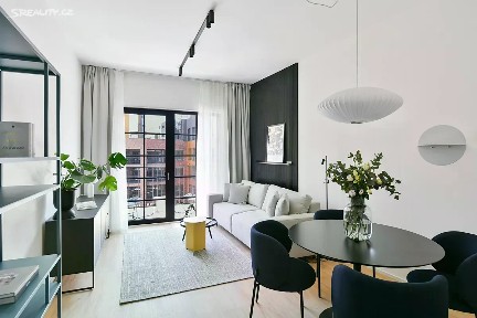 Prodej bytu 2+kk 49 m² Nádražní, Praha - Smíchov