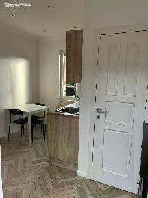 Pronájem bytu 1+kk 38 m² Jirny