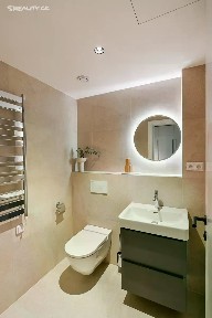 Pronájem bytu 1+kk 29 m² U Lihovaru, Praha - Smíchov