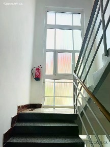 Pronájem bytu 2+kk 46 m² Pod vilami, Praha - Nusle