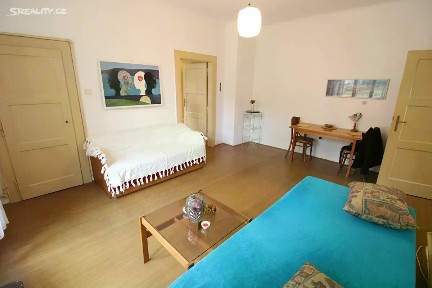 Pronájem bytu 2+1 64 m² Ambrožova, Praha - Žižkov