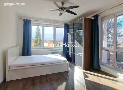 Pronájem bytu 2+1 54 m² Zelenečská, Praha - Hloubětín