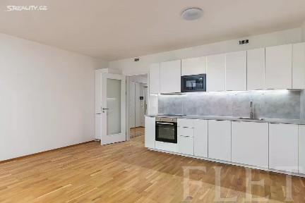 Pronájem bytu 1+kk 37 m² Fafkových, Praha - Vysočany