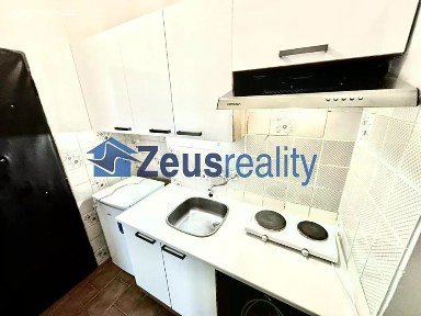 Pronájem bytu 1+kk 26 m² Ronkova, Praha - Libeň