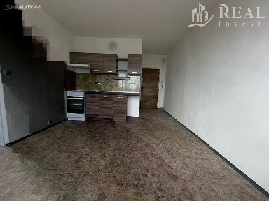 Pronájem bytu 1+1 35 m² Holešická, Chomutov