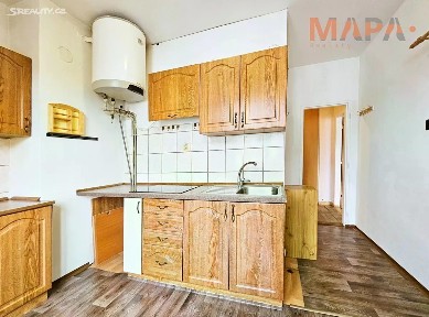 Pronájem bytu 1+1 35 m² Osvobození, Jirkov