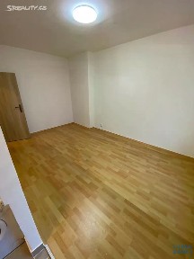 Pronájem bytu 1+kk 21 m² Ervěnická, Jirkov
