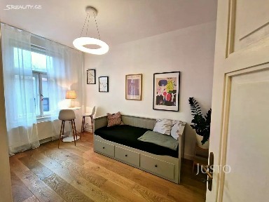 Pronájem bytu 1+kk 24 m² Mírové nám., Písek - Budějovické Předměstí