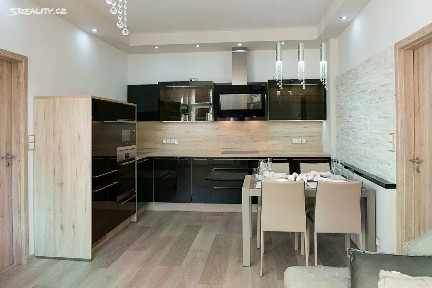 Pronájem bytu 2+kk 62 m² Mánesova, Hradec Králové