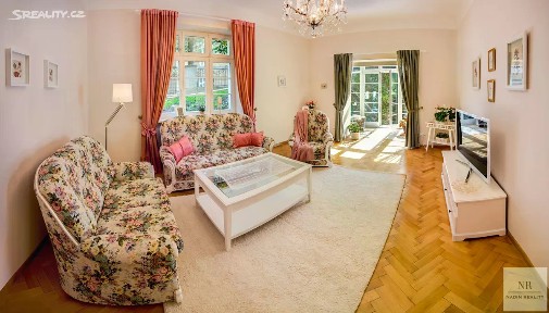 Pronájem bytu 3+1 130 m² Krále Jiřího, Karlovy Vary