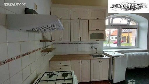 Pronájem bytu 2+kk 55 m² Mochov