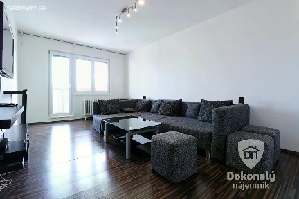 Pronájem bytu 2+1 54 m² Maďarská, Kladno - Kročehlavy
