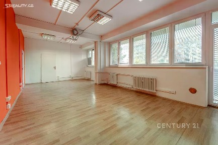 Pronájem kanceláře 35 m² Teplická, Praha - Střížkov