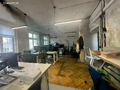 Pronájem kanceláře 65 m² Přístavní, Praha - Holešovice