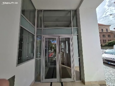 Pronájem kanceláře 31 m² Žerotínova, Praha - Žižkov