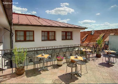 Prodej činžovního domu 1060 m² Praha - Malá Strana