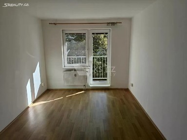 Pronájem bytu 3+kk 57 m² Spojovací, Milovice - Mladá