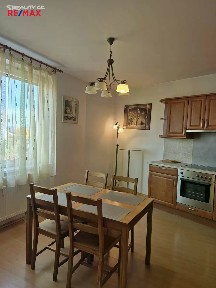Pronájem bytu 1+kk 45 m² Ve slatinách, Praha - Záběhlice