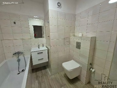 Pronájem bytu 1+kk 32 m² Lidická, Třinec - Lyžbice